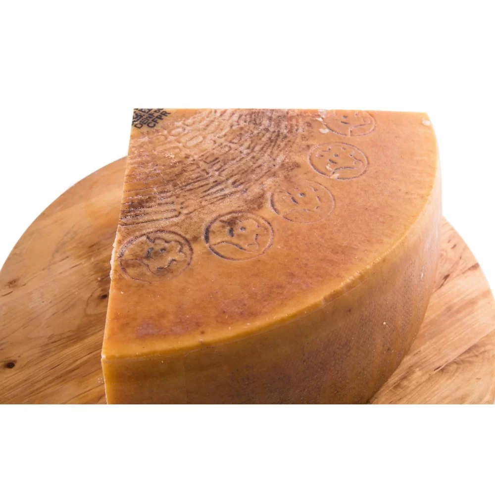 Parmigiano reggiano Vacche Rosse 30 Mesi Soc Coop San Bernardino 500g Parmigiano reggiano Vacche Rosse 30 Mesi Soc Coop San Bernardino 500g