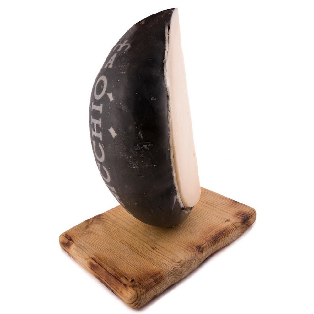 Auricchio Provolone Stravecchio 250g.